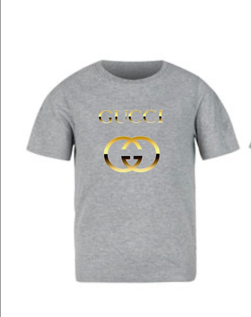 Short Sleeve Gildan T-shirt